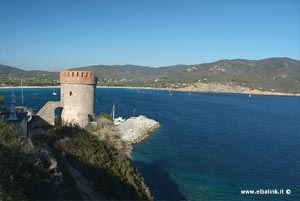 Marina di Campo: der Turm